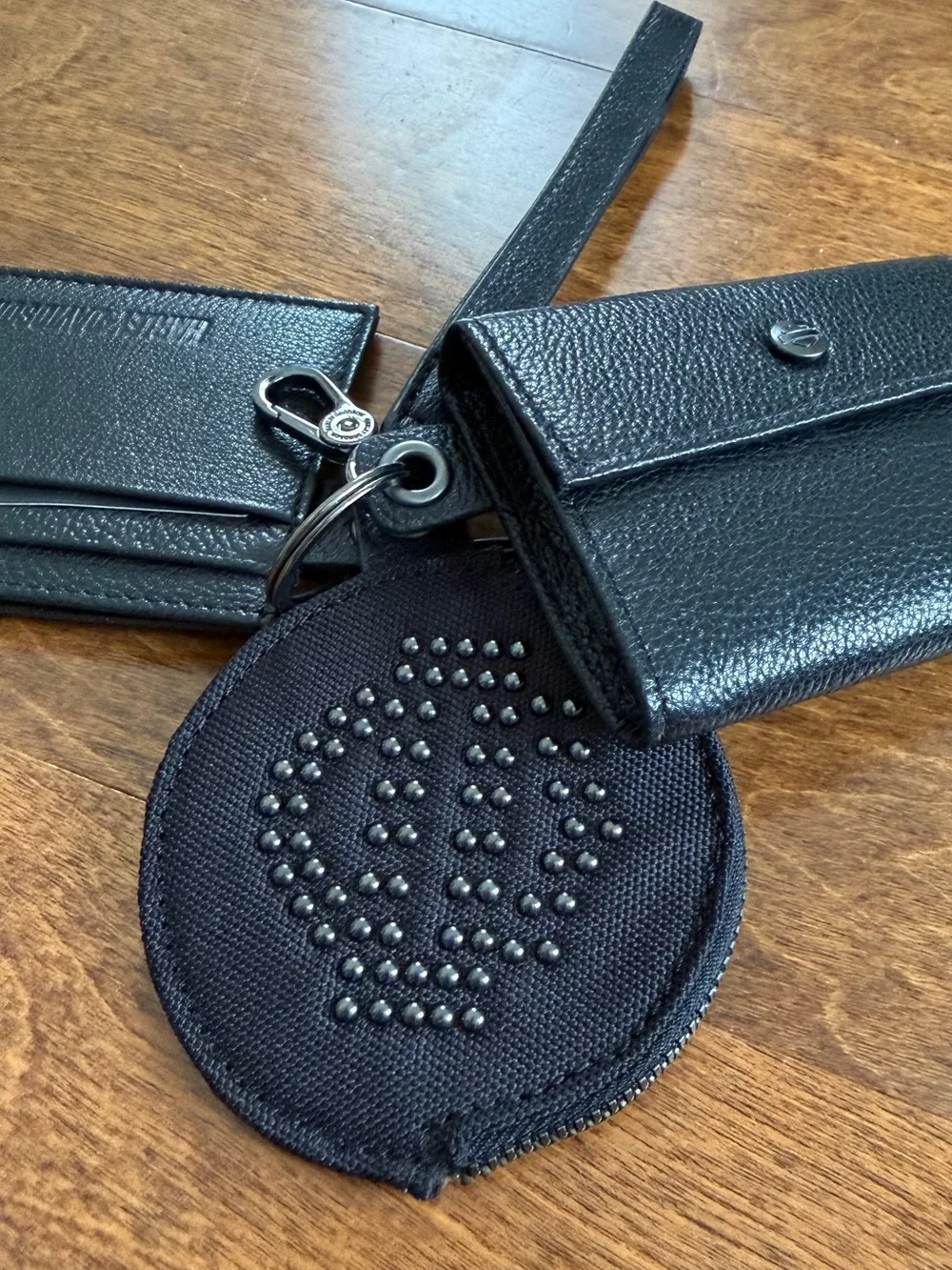 New Harley-Davidson Black Leather Key Case Studded Coin Pouch Wallet